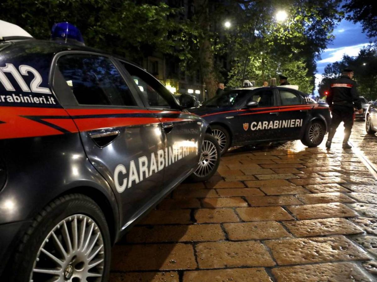 "Perché mi guardi?". E lo straniero prende a testate un minorenne "Perché mi guardi?". E lo straniero prende a testate un minorenne