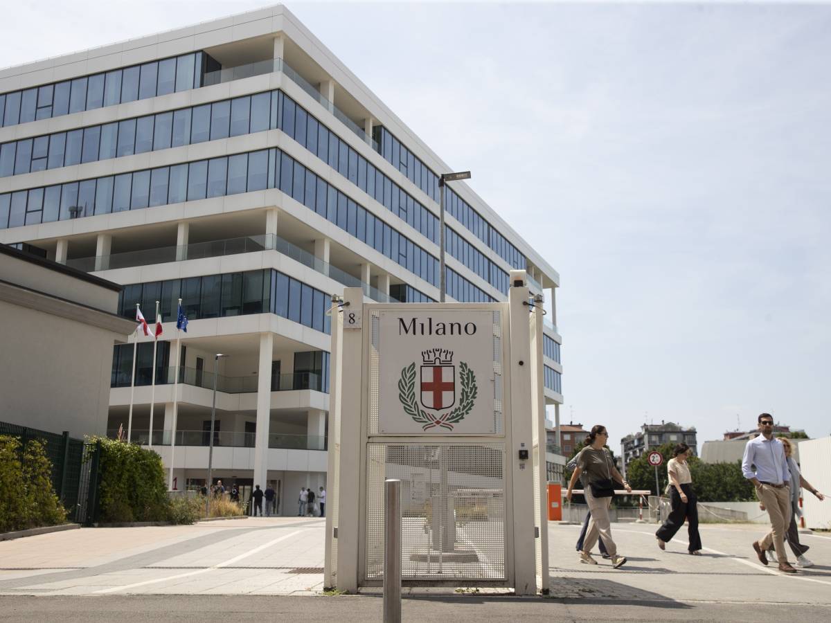 Inchiesta su Milano, indagata anche l Inchiesta su Milano, indagata anche l