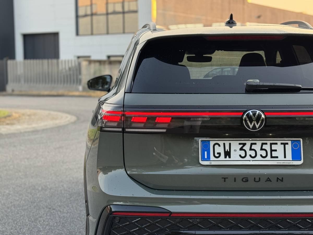 Volkswagen Tiguan eHybrid: guarda la gallery del nuovo SUV ibrido 7