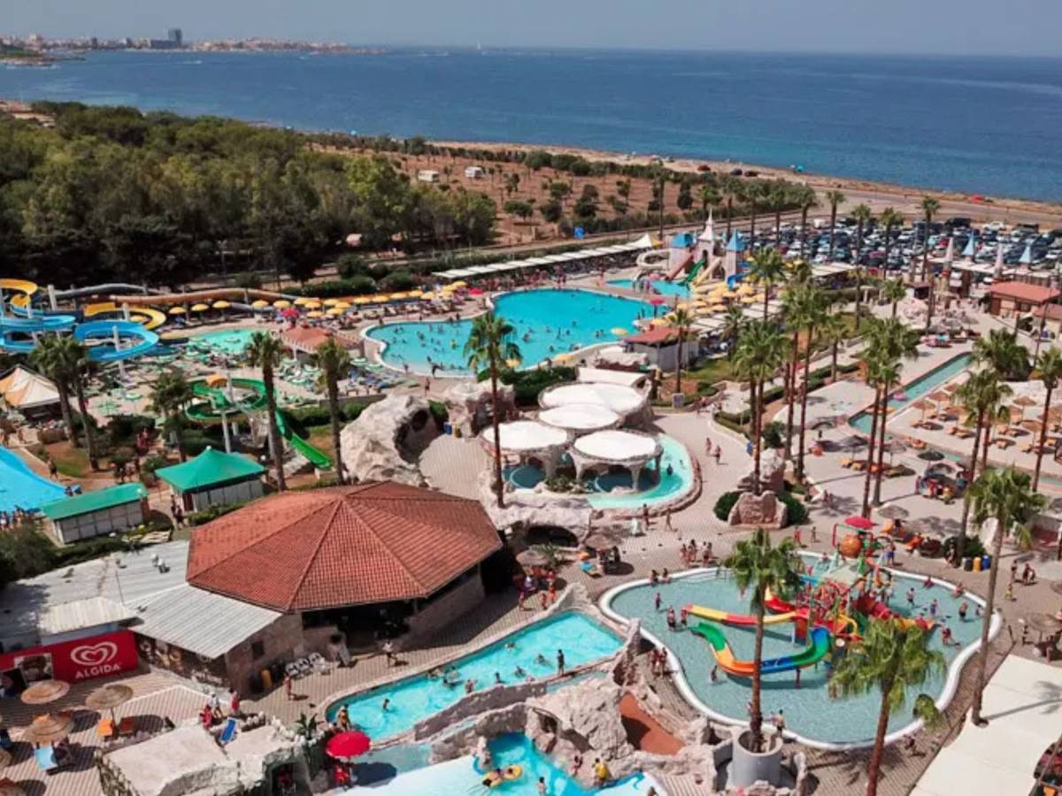 Gallipoli, è morto il bambino di 7 anni soccorso in piscina Gallipoli, è morto il bambino di 7 anni soccorso in piscina