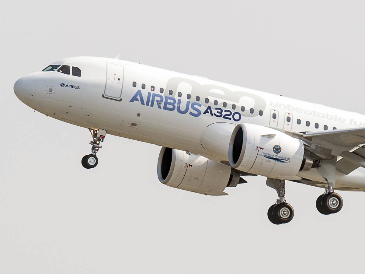 Airbus ferma 6000 aerei A320. "Un