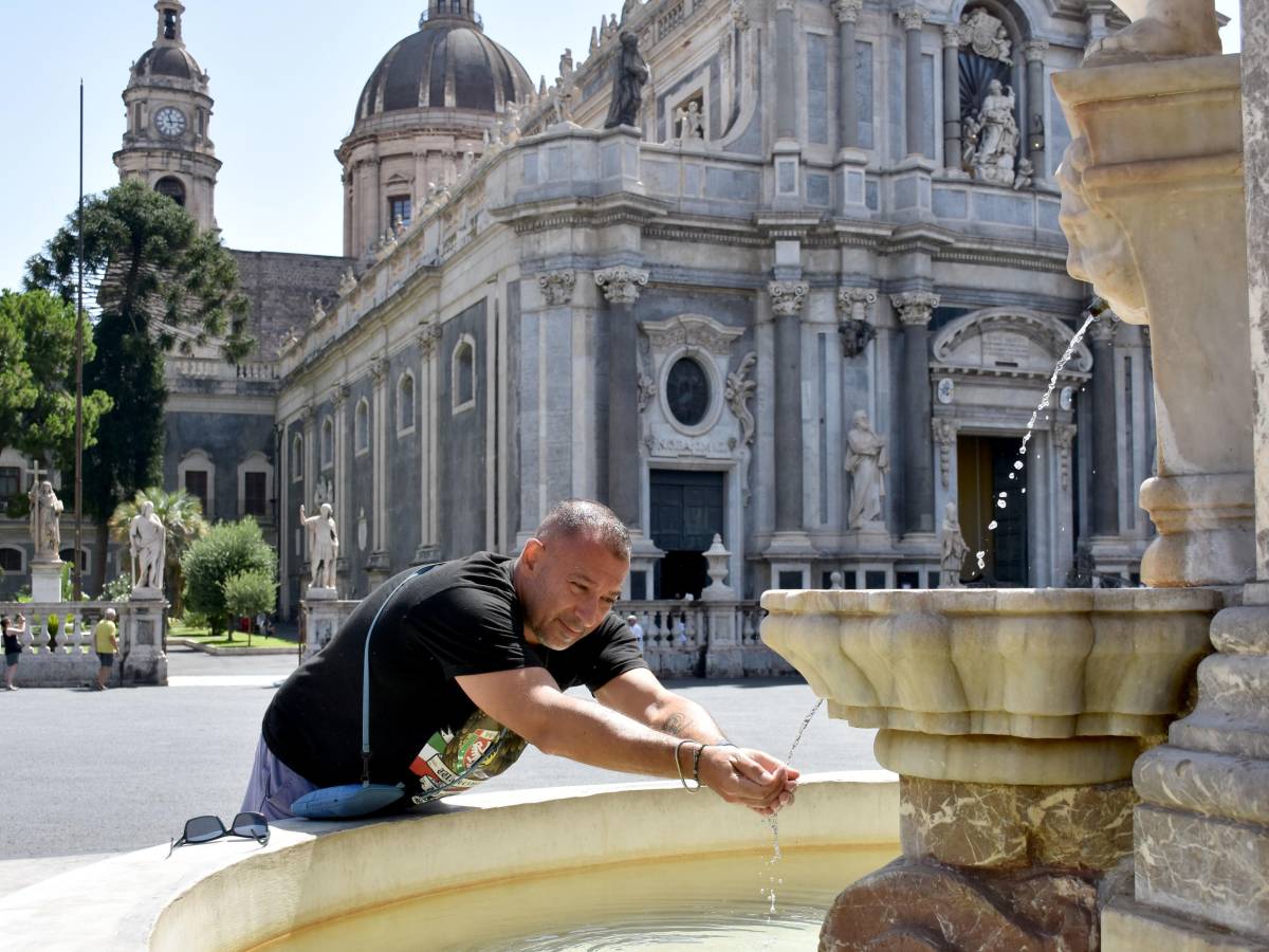 caldo africano sull8217italia milano come bangkok ecco dove ci saranno notti tropicali fino a 30 gradi da Ilgiornale.it caldo africano sull8217italia milano come bangkok ecco dove ci saranno notti tropicali fino a 30 gradi