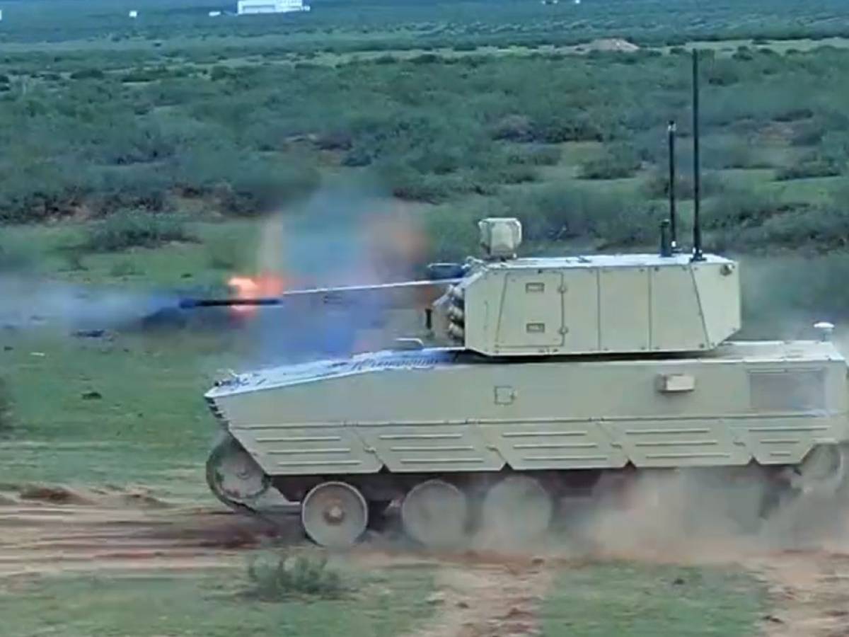 La Cina testa il VU T10: come funziona il tank robot senza pilota La Cina testa il VU T10: come funziona il tank robot senza pilota