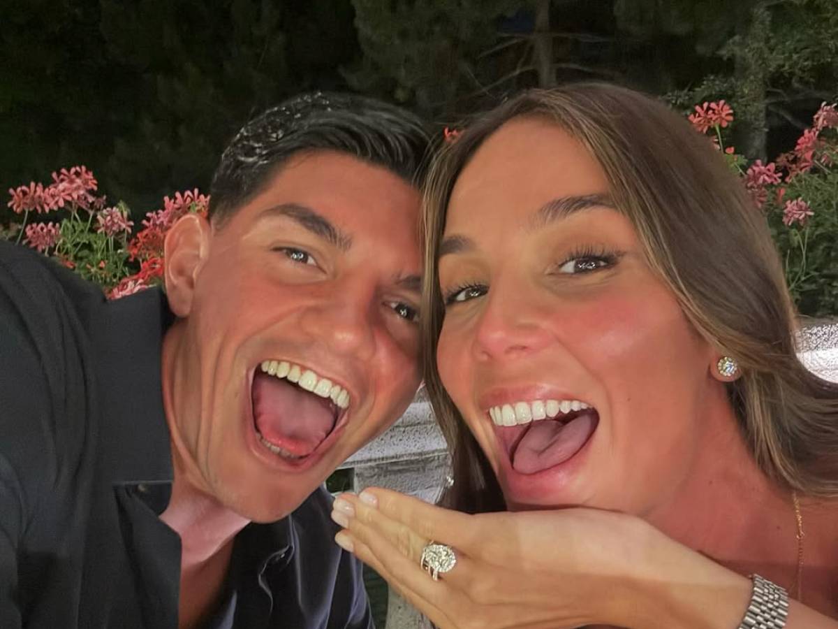 Paola Di Benedetto si sposa, chi è il fidanzato Raoul Bellanova Paola Di Benedetto si sposa, chi è il fidanzato Raoul Bellanova