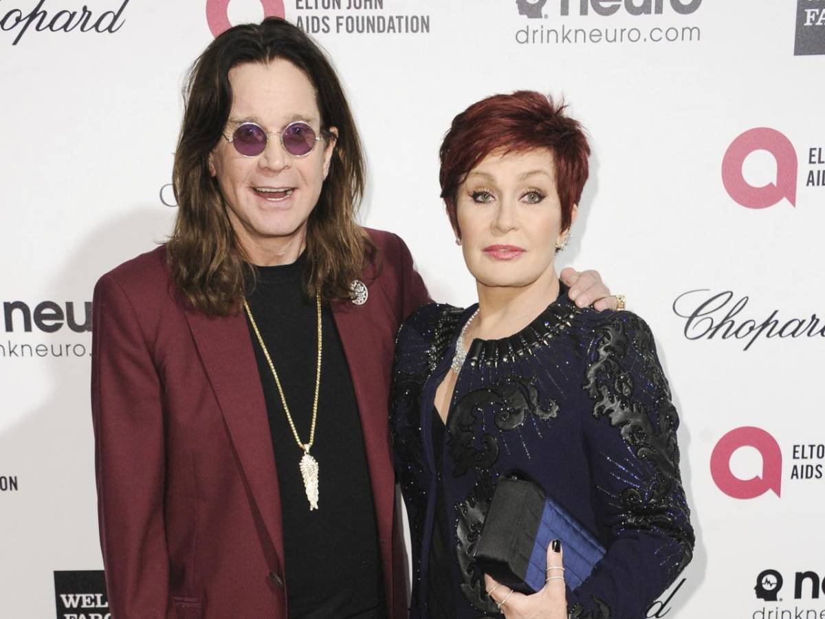 Chi è Sharon Arden, moglie del cantante e vera star di "The Osbournes" Chi è Sharon Arden, moglie del cantante e vera star di "The Osbournes"
