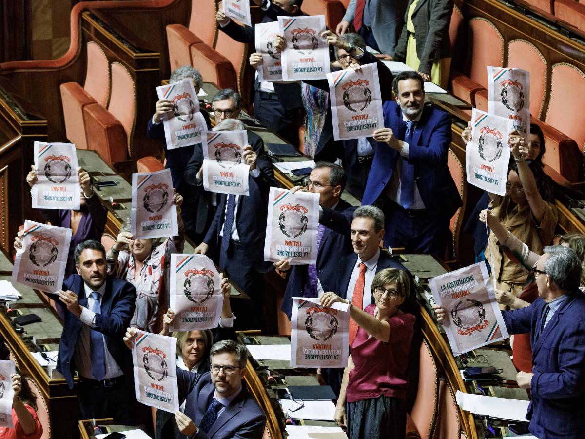 Finisce l Finisce l
