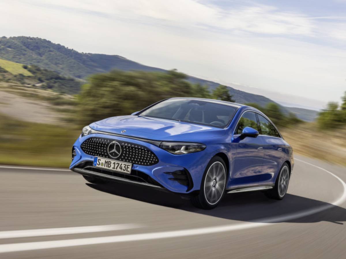 la prova della nuova mercedes benz cla berlina elettrica nata per stupire