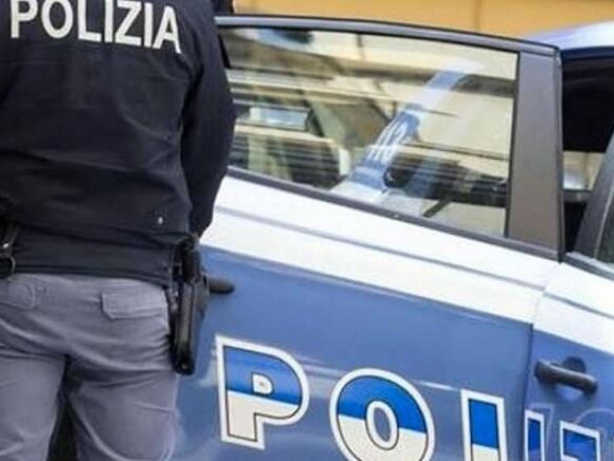 crolla un montacarichi morti tre operai a napoli