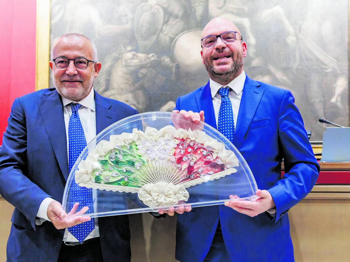 Fontana "apre" alla legge: "Io cattolico, ma decide la Camera" Fontana "apre" alla legge: "Io cattolico, ma decide la Camera"
