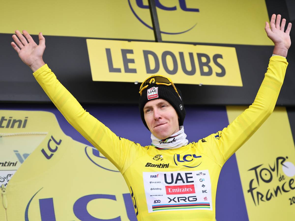 Pogacar, arriva il quarto trionfo al Tour de France. Milan a Parigi in maglia verde