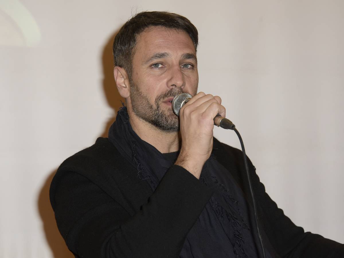 Raoul Bova, parla il legale di Monzino: "La verità dietro alle chat" Raoul Bova, parla il legale di Monzino: "La verità dietro alle chat"