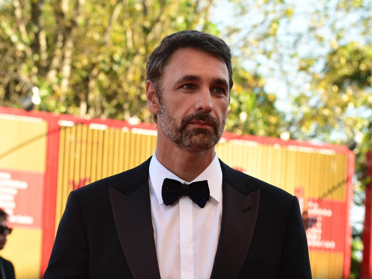 audio rubati a raoul bova pronte le denunce chi c 232 nel mirino dell attore