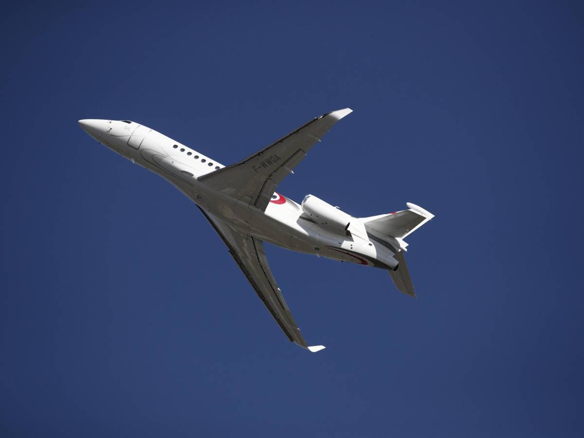 I Falcon 8X e il programma Archange: lo scudo che cambia l I Falcon 8X e il programma Archange: lo scudo che cambia l