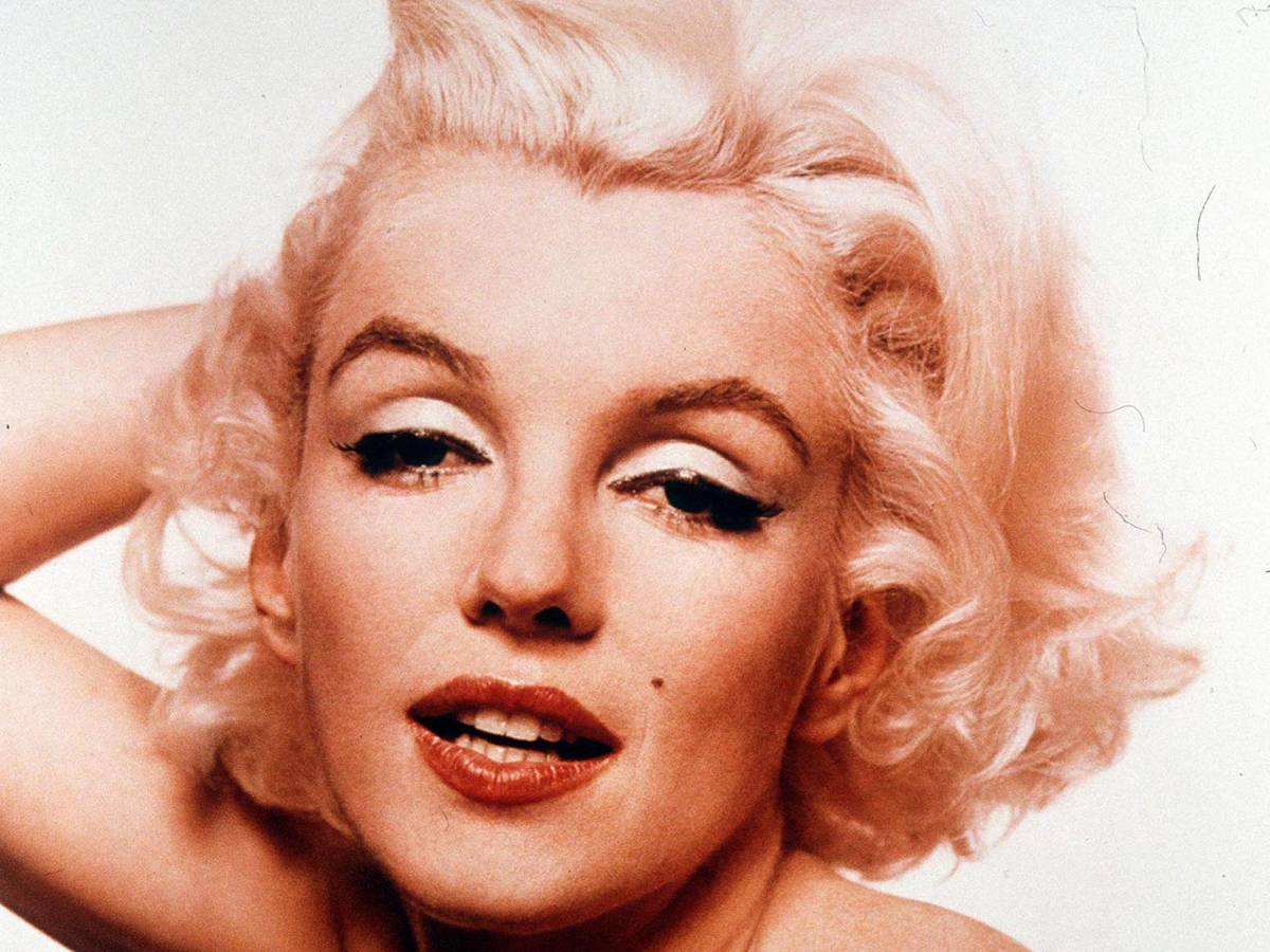 100 anni di marilyn monroe i matrimoni la carriera e la morte ecco chi era la star del desiderio da Ilgiornale.it 100 anni di marilyn monroe i matrimoni la carriera e la morte ecco chi era la star del desiderio