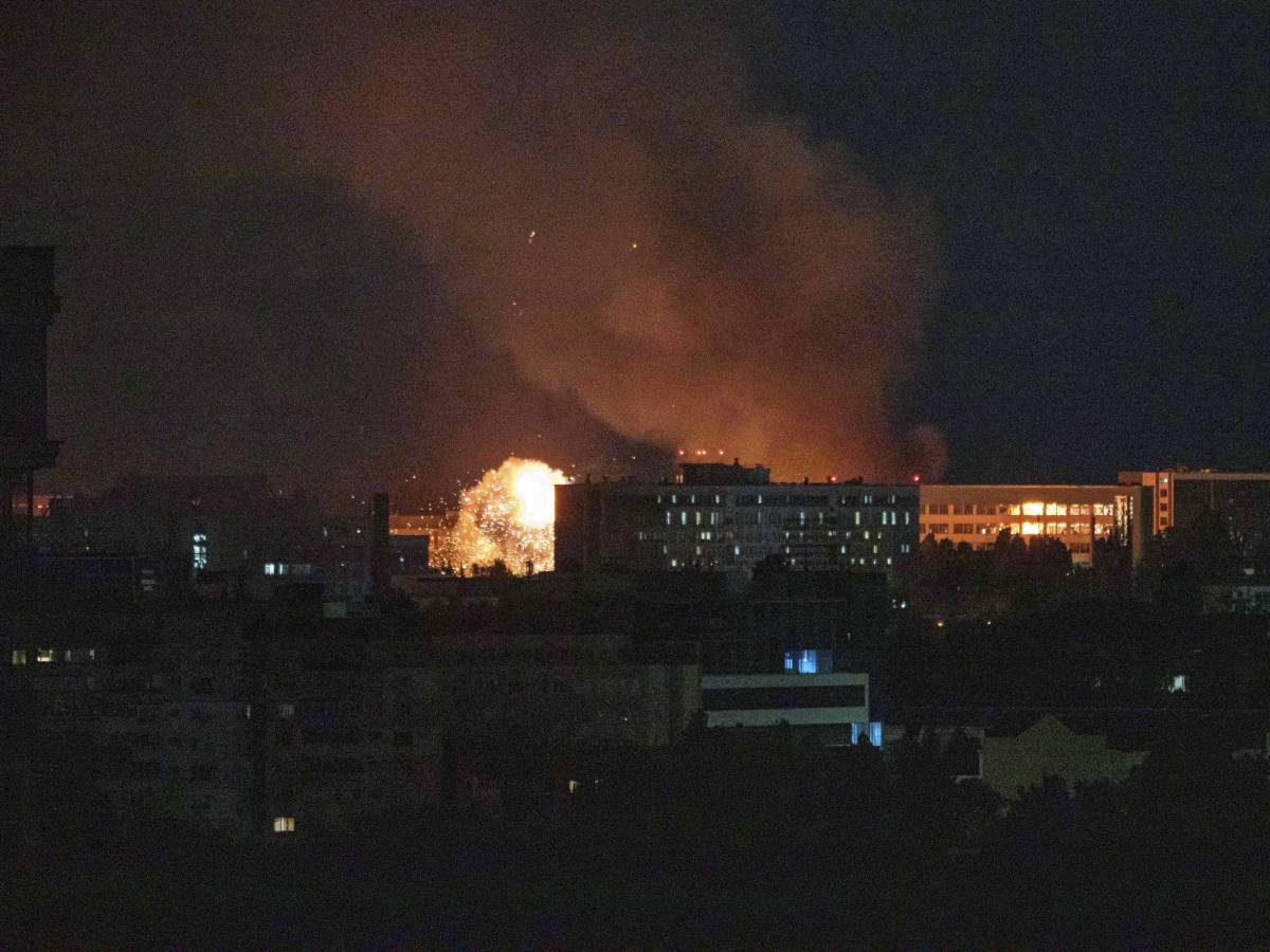 ucraina pioggia di missili su kiev almeno 27 morti e 159 feriti e trump manda witkoff a mosca