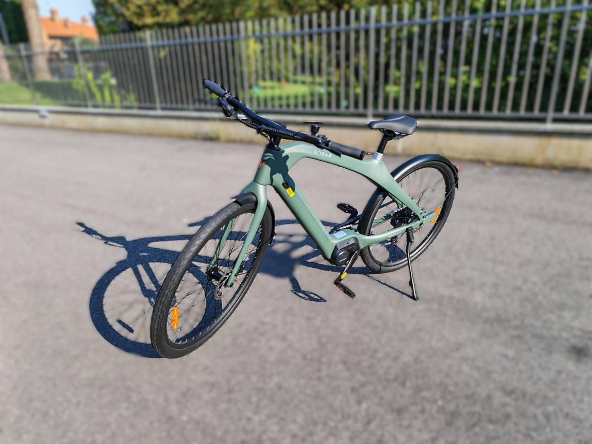 Engwe Mapfour N1 Pro: e bike in carbonio per la città, elettrica e tecnologica