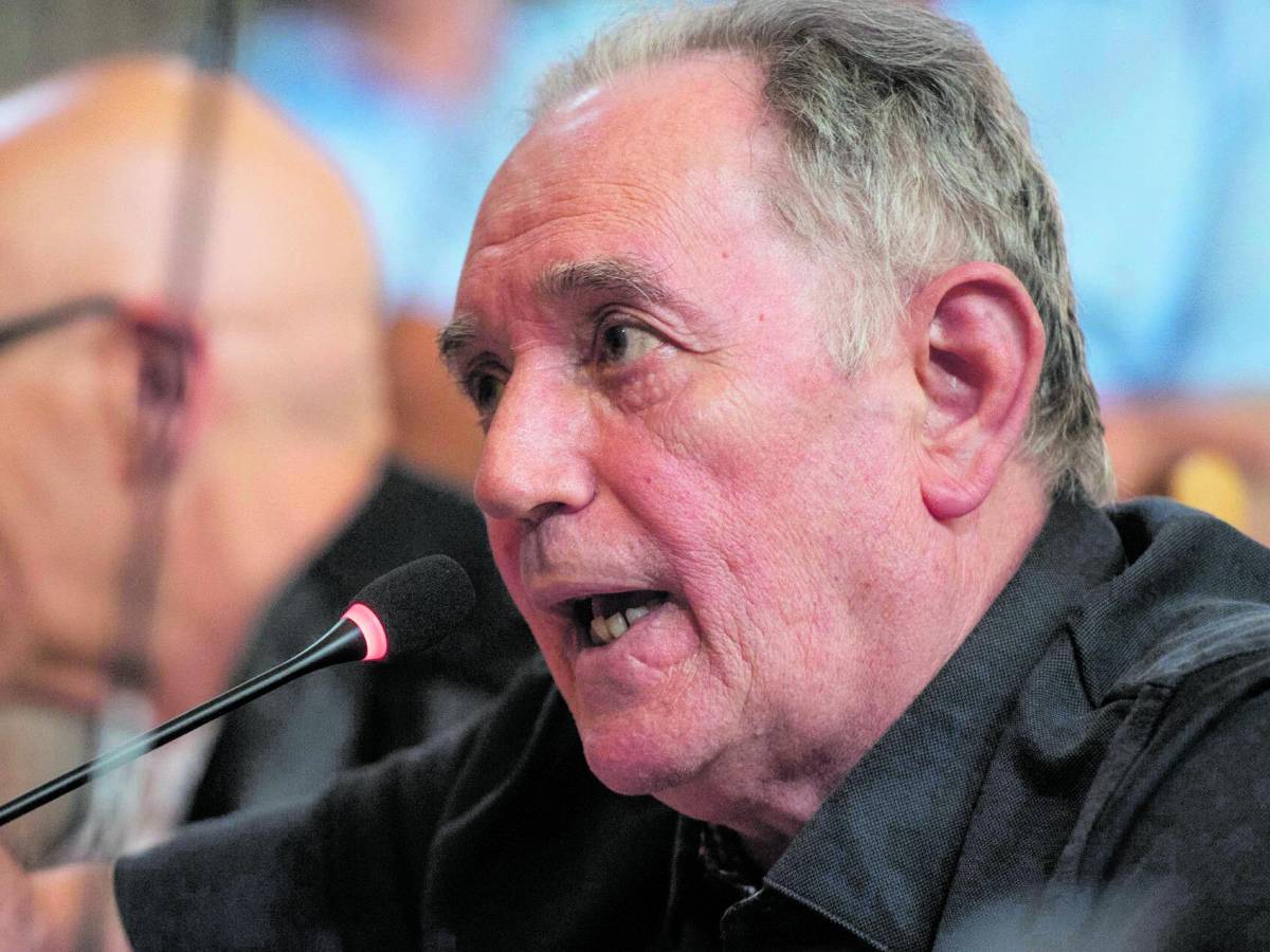 Dai palestinesi a Carlos, ecco tutte le piste mai esplorate fino in fondo Dai palestinesi a Carlos, ecco tutte le piste mai esplorate fino in fondo