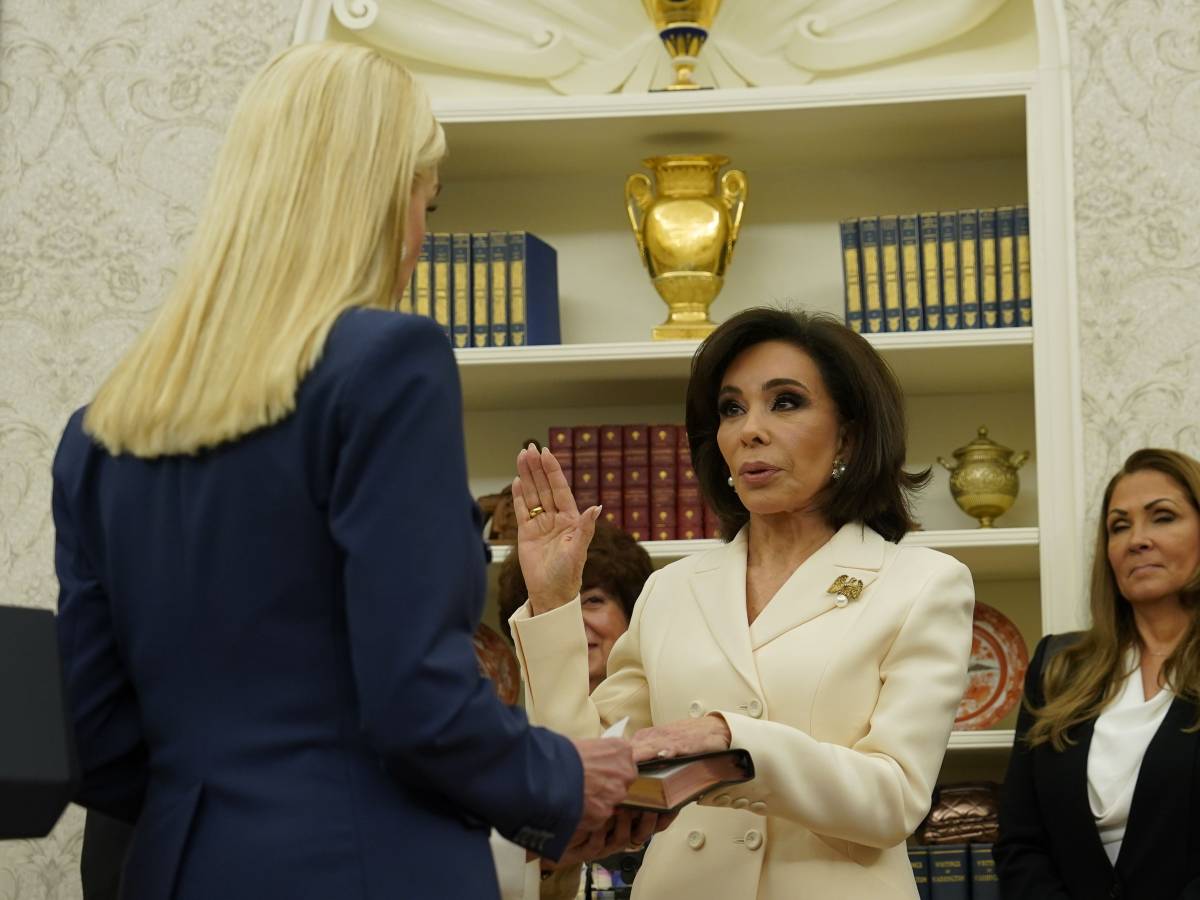 Trump sceglie un altro volto di Fox News: chi è Jeanine Pirro nominata al vertice della giustizia Usa