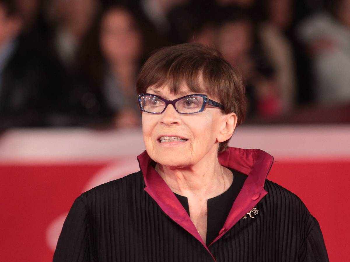 la sora cecioni e la signorina snob franca valeri una vita per il teatro