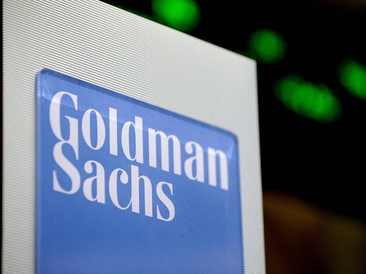 Goldman vota Meloni: "Italia meglio di Francia e Germania" Goldman vota Meloni: "Italia meglio di Francia e Germania"