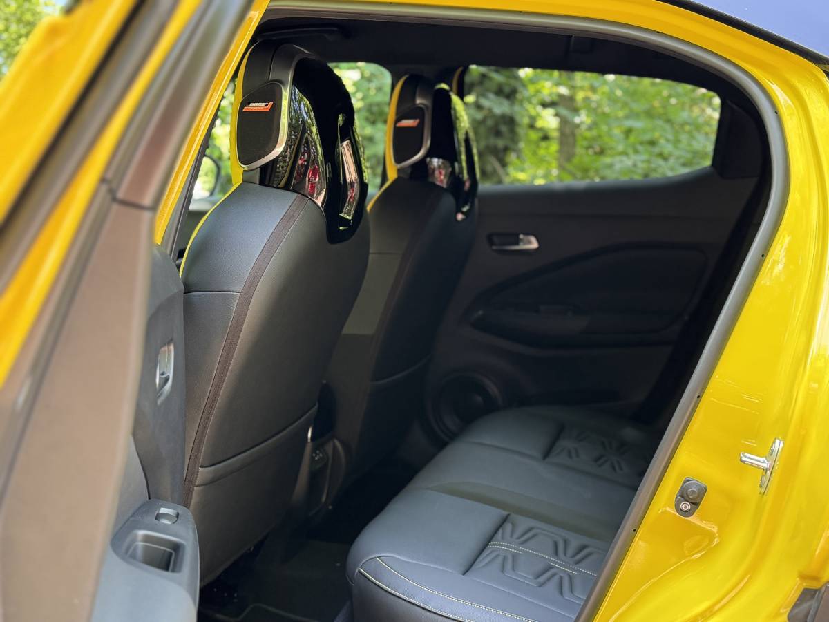 Nissan Juke HEV: guarda la gallery del Model Year 2025 15