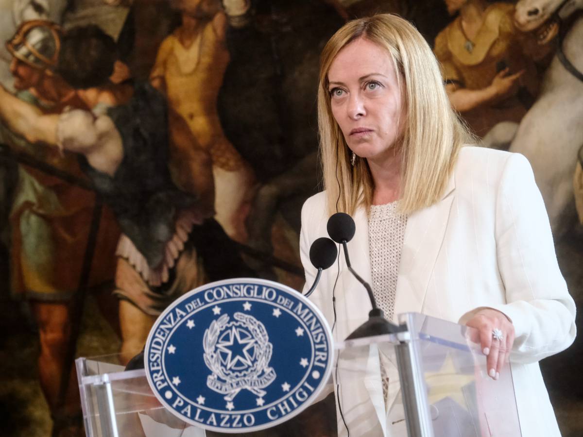 almasri ira meloni non sono alice nel paese delle meraviglie