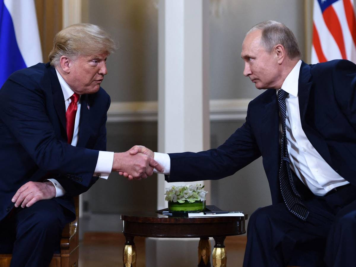 putin ha bisogno di trump ecco perch233 lo zar vuole incontrare il leader usa