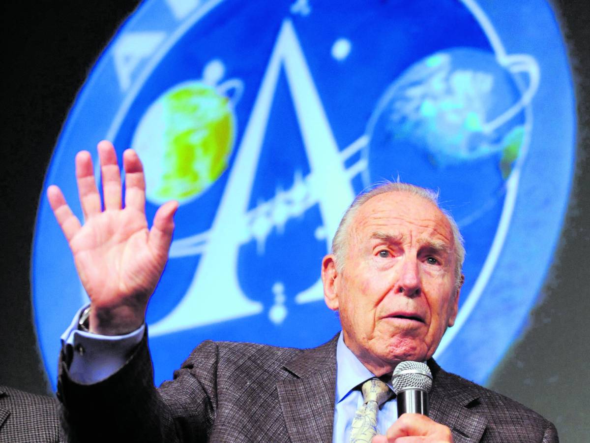 morto l8217astronauta lovell lanci242 l8217sos dall8217apollo 13