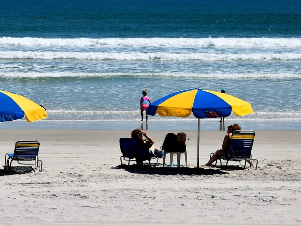 Bova, Totti e le Coppi in Crisi: Il Gossip Estivo che Conquista gli Italiani