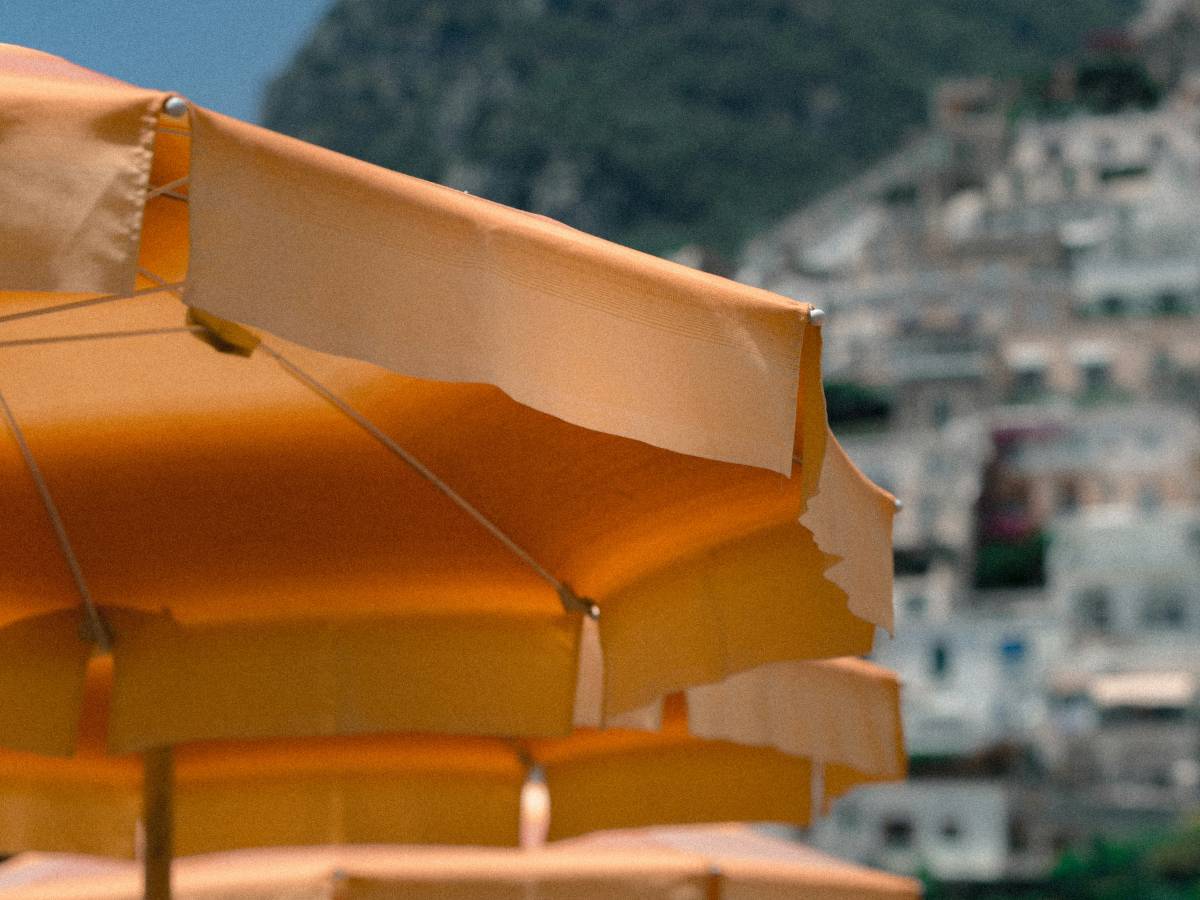 Albania, turista italiana 18enne violentata in spiaggia