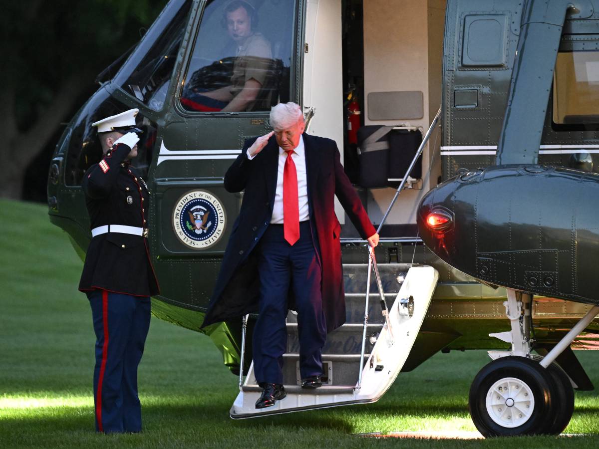 "Soldati pronti 24 ore su 24". Così Trump potrebbe militarizzare la sicurezza negli Usa "Soldati pronti 24 ore su 24". Così Trump potrebbe militarizzare la sicurezza negli Usa