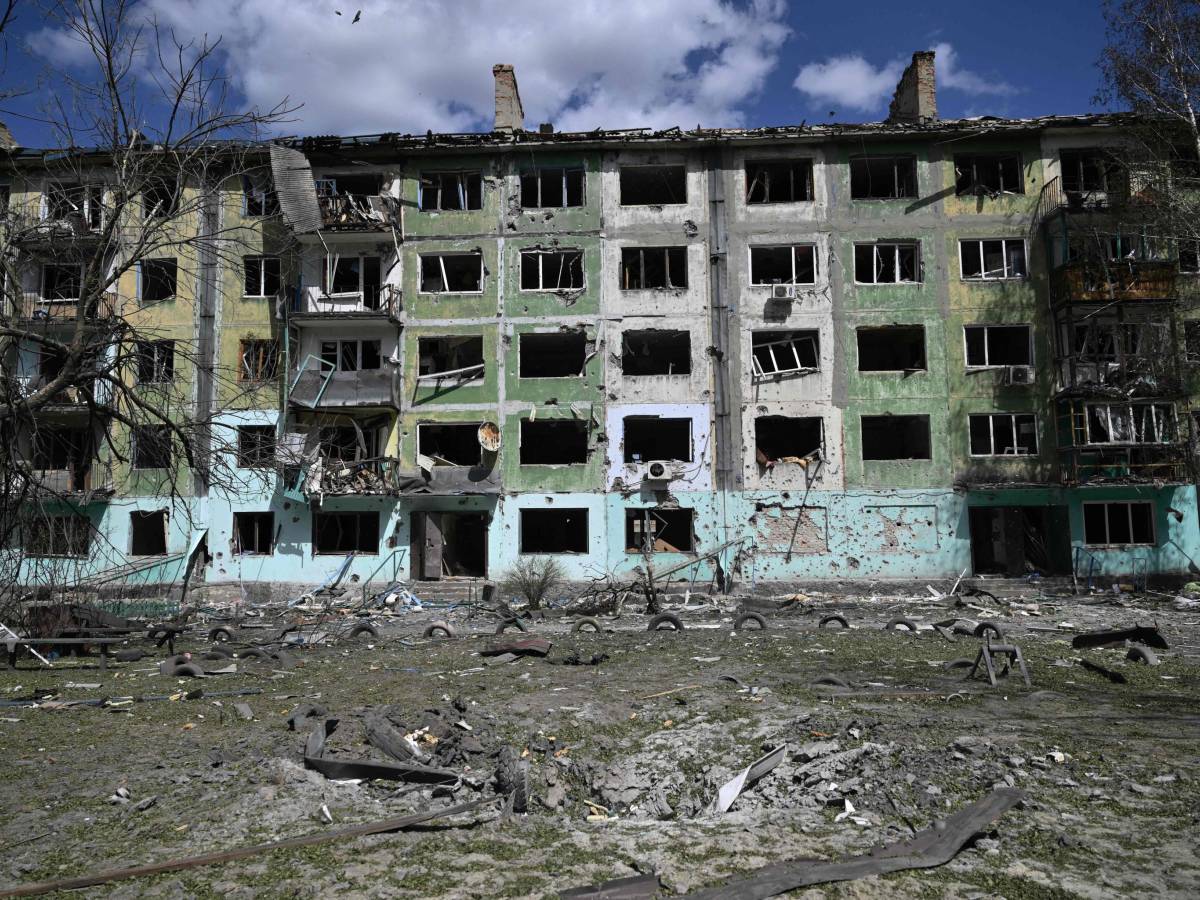 sono avanzati di 10 chilometri l offensiva russa a sorpresa per rafforzare putin al vertice con trump