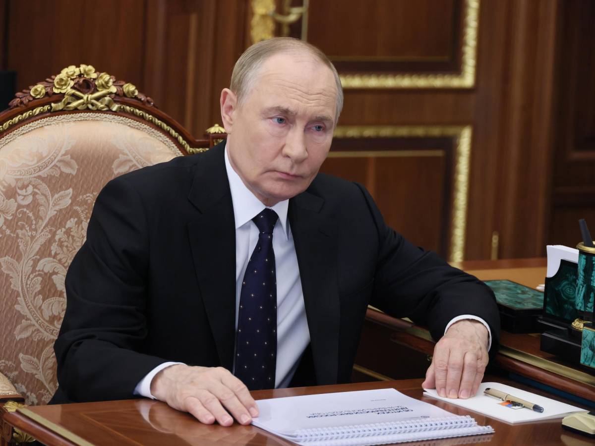 Il silenzio di Putin. "Il nostro pensiero è sempre lo stesso"