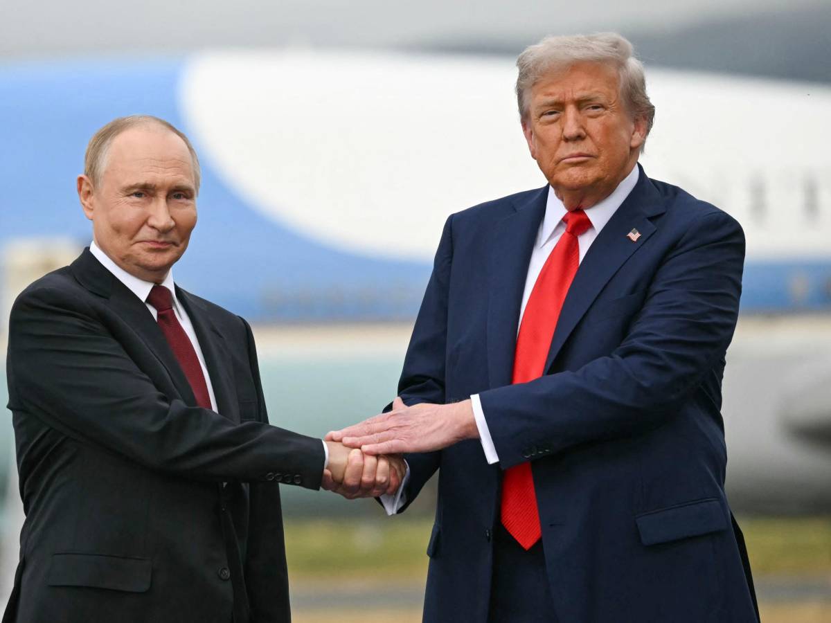 Cyber e propaganda: Europa nel mirino della nuova guerra ibrida Cyber e propaganda: Europa nel mirino della nuova guerra ibrida