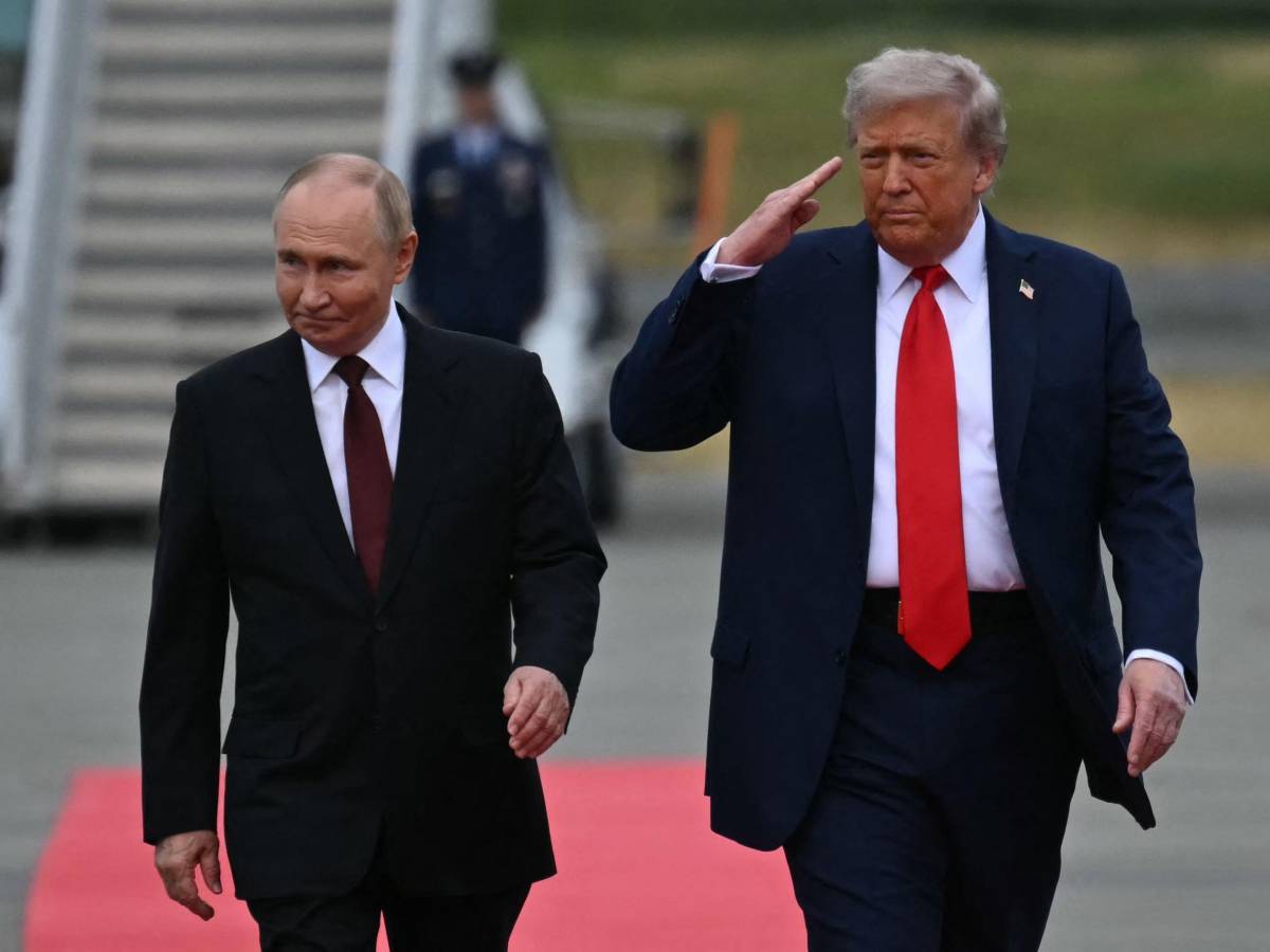 "Clausola Nato bis", garanzie di sicurezza e ruolo di Meloni: il piano di Trump per Kiev