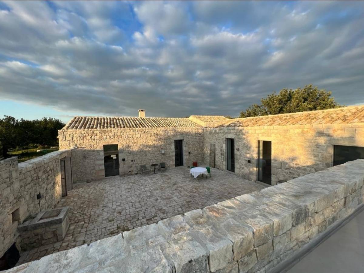 Sicilia, bellezza da abitare tra recupero e investimenti immobiliari