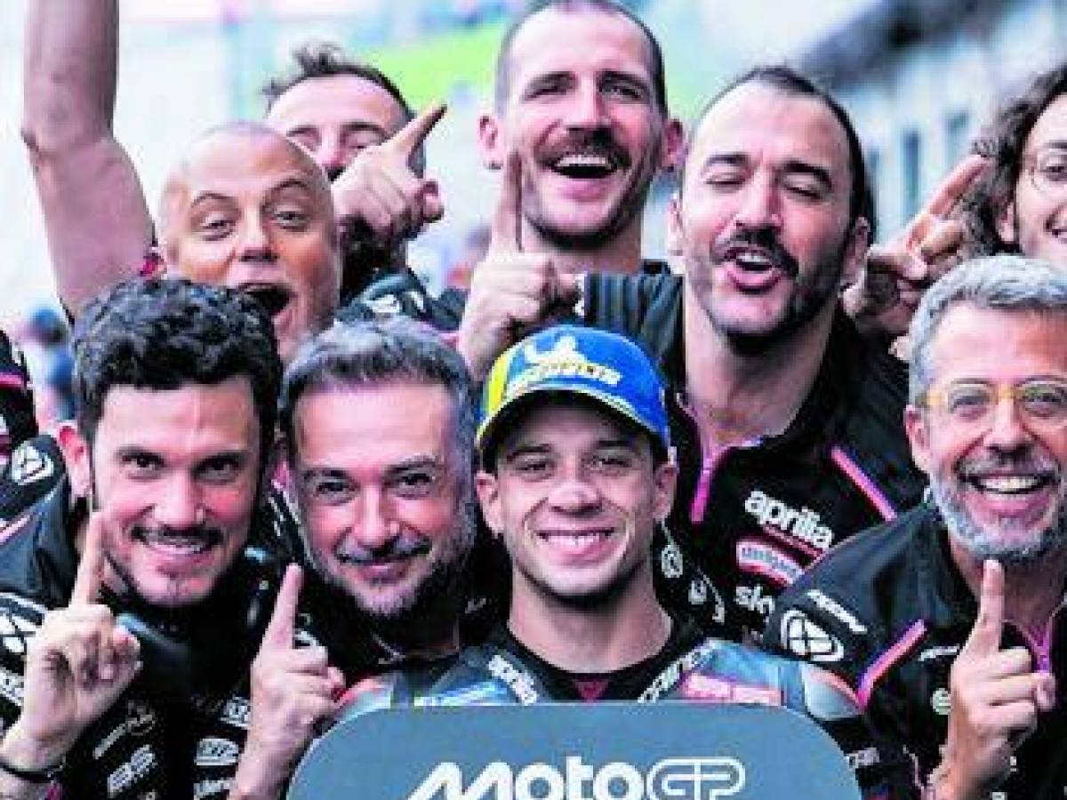 aprilia cresce pole di bezzecchi pecco male nel mini gp