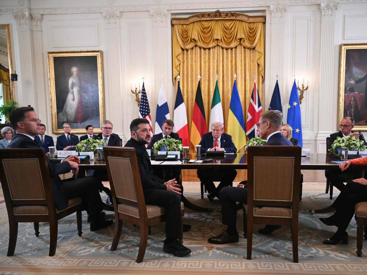 Torna il dialogo, mancano i dettagli Torna il dialogo, mancano i dettagli