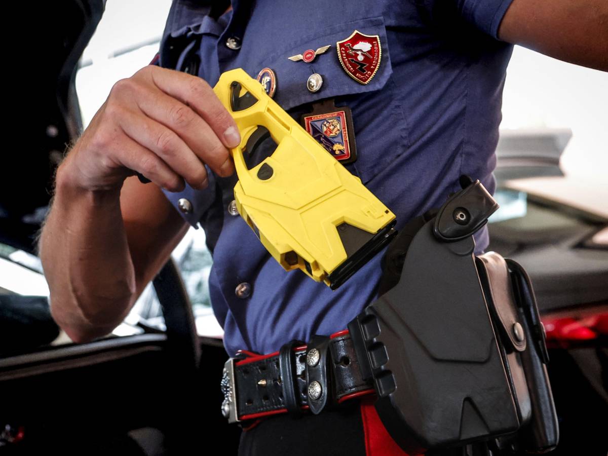 La scarica di un Taser? Lascia immobilizzati ma svanisce in 60 secondi