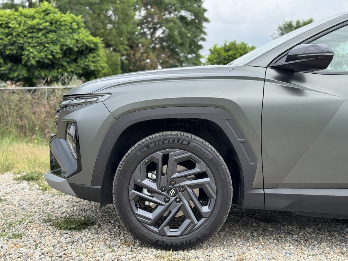 Hyundai Tucson plug-in: guarda la gallery del SUV ibrido alla spina 6
