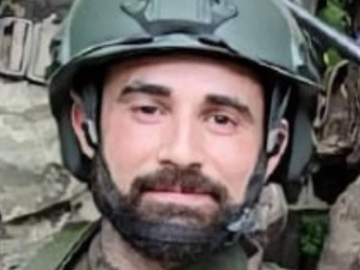 "È morto in Ucraina". Ma la Farnesina non conferma: il giallo del volontario italiano "È morto in Ucraina". Ma la Farnesina non conferma: il giallo del volontario italiano