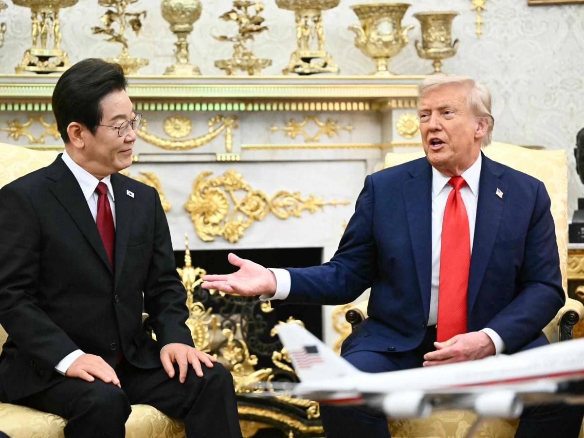 vedr242 xi e kim poi trump rilancia dazi del 200 se non ci danno i magneti