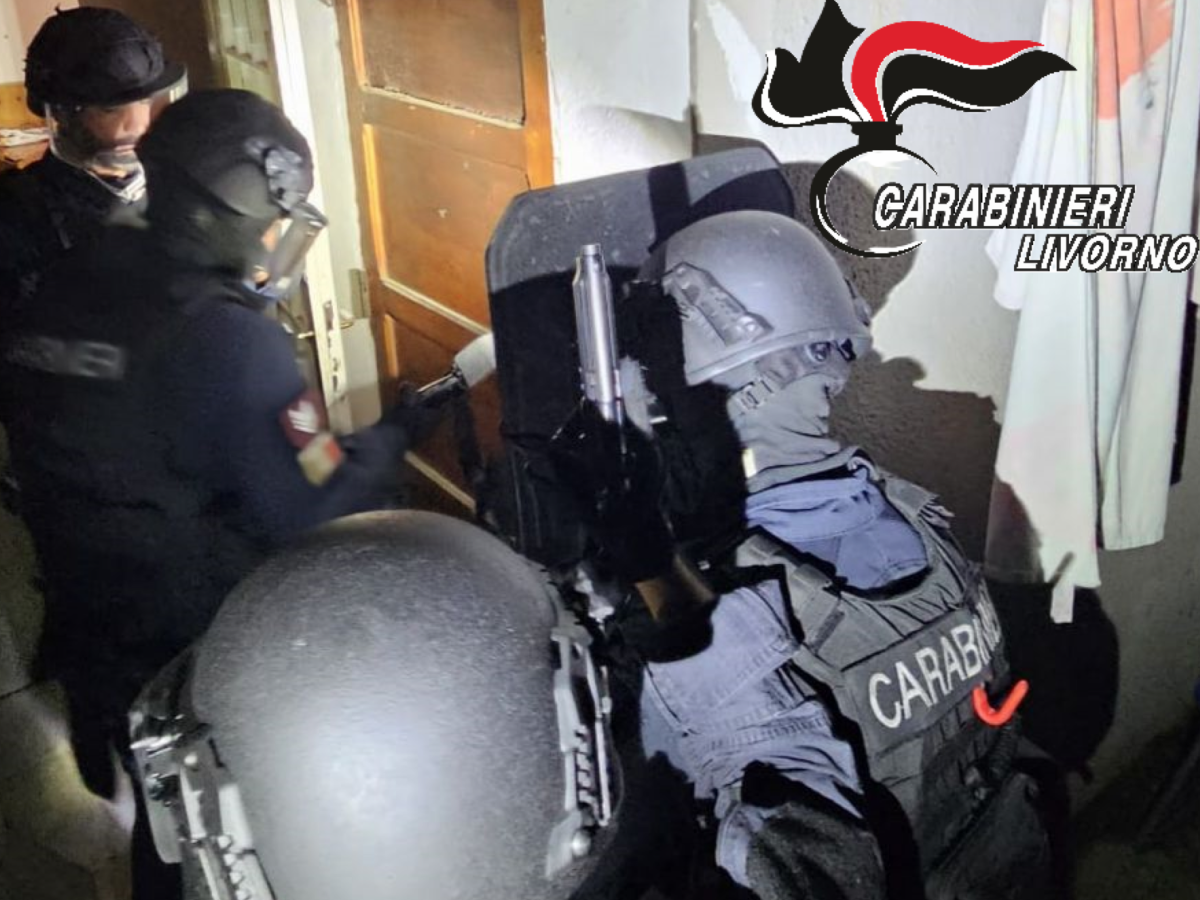 arresti per spaccio a livorno tra gli indagati anche un tunisino coinvolto nell omicidio magina