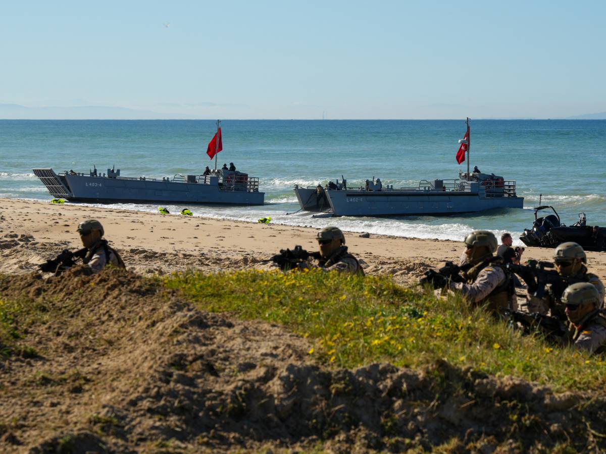 Boom di spese militari: la Nato supera il 2% del pil. Italia oltre quota 45 miliardi Boom di spese militari: la Nato supera il 2% del pil. Italia oltre quota 45 miliardi