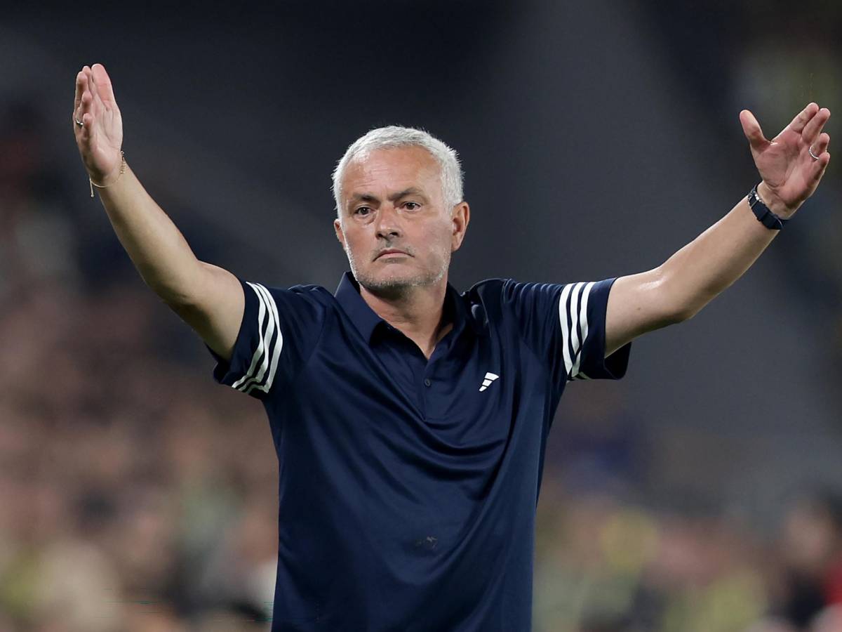 fatale l eliminazione in champions mourinho esonerato dal fenerbahce