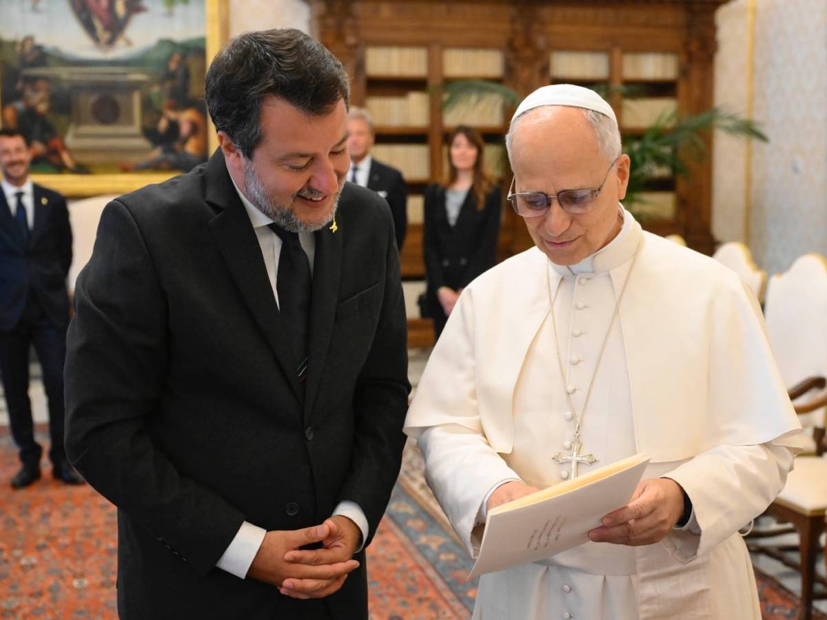 salvini in udienza dal papa le sue parole di pace devono essere ascoltate e seguite
