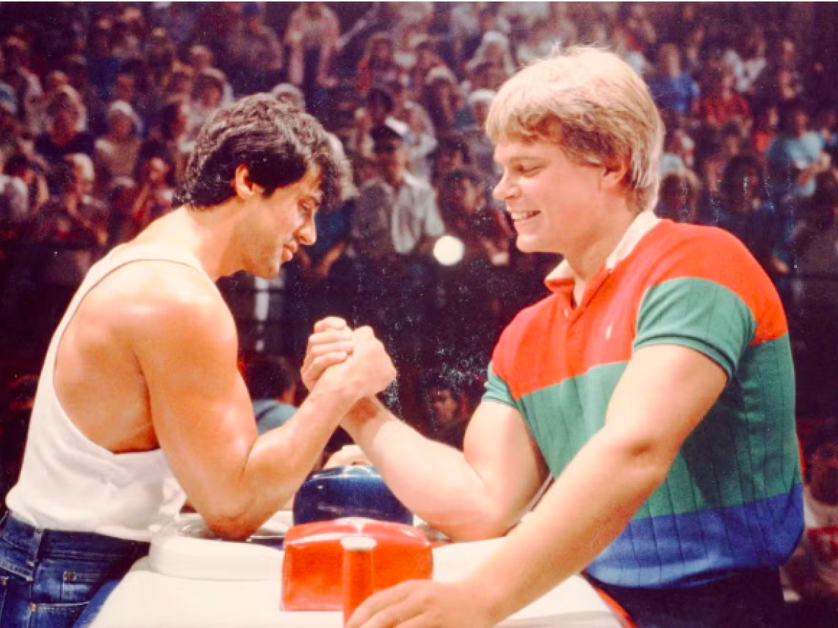 John Brzenk, il più forte "braccio di ferro" di sempre che fa il meccanico John Brzenk, il più forte "braccio di ferro" di sempre che fa il meccanico