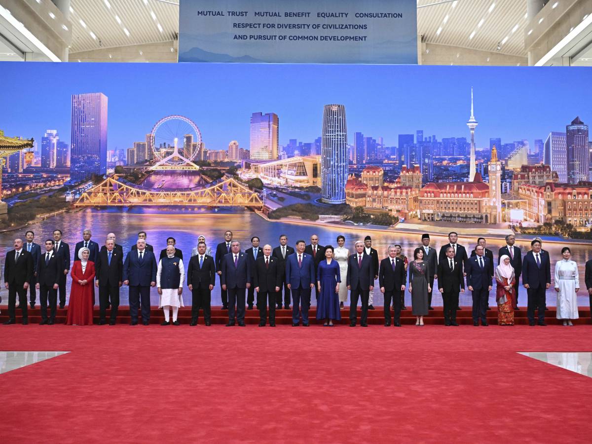 Cina e Russia choc: "Governeremo il mondo" Cina e Russia choc: "Governeremo il mondo"