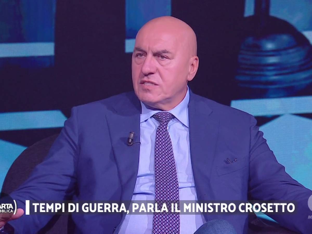 Crosetto: "La pace è nelle mani di Putin. Interferenze russe su Von der Leyen? Ho dubbi" Crosetto: "La pace è nelle mani di Putin. Interferenze russe su Von der Leyen? Ho dubbi"