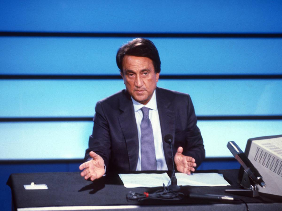 Emilio Fede, i funerali giovedì a Segrate Emilio Fede, i funerali giovedì a Segrate